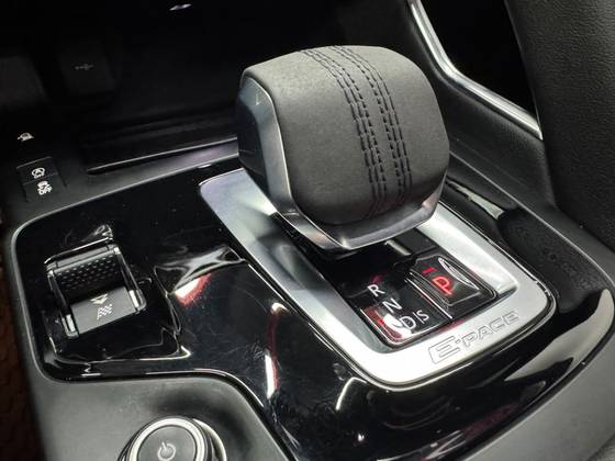 JAGUAR E-PACE 2.0 16V P250 FLEX R-DYNAMIC S AWD AUTOMÁTICO JAGUAR E-PACE 2.0 16V P250 FLEX R-DYNAMIC S AWD AUTOMÁTICO